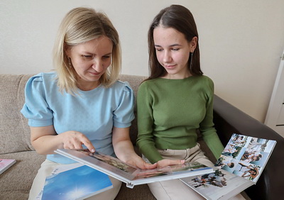 \"Создаем свои традиции\". Многодетные родители из Витебска нашли свою формулу счастья