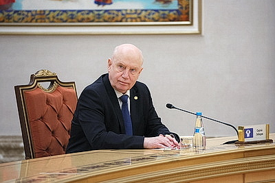Лукашенко: Беларусь видит в СНГ и ЕАЭС серьезных участников создания справедливого многополярного мироустройства