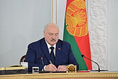 Лукашенко проводит селекторное совещание по уборочной кампании