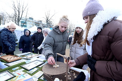 Квест \"Это все мое родное\" и интерактивные площадки. Солигорск принимает \"Марафон единства\"