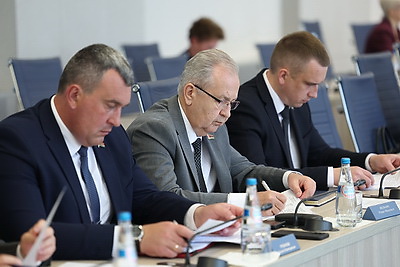Кухарев о долгостроях: до конца года мы должны навести на территории города полный порядок