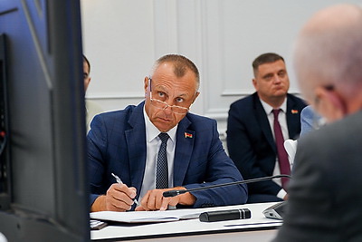 Регионы принимают участие в селекторном совещании по уборочной кампании