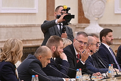 О смыслах Дня народного единства. Лукашенко проводит большую встречу с идеологическим активом и экспертами