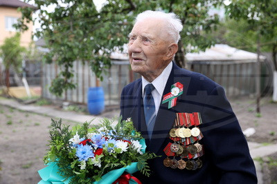 Ветерана Великой Отечественной войны Петра Светкина поздравили в Бресте