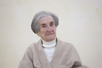 100-летних сестер-близнецов чествовали в Волковыске