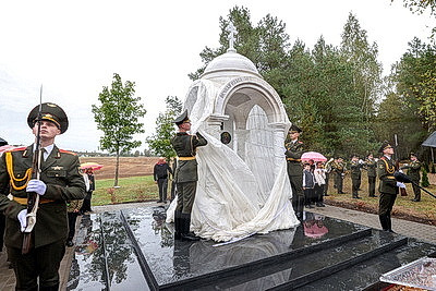 \"Молчаливое эхо войны\". В рамках патриотической акции на мемориале в Крупском районе открыли часовню