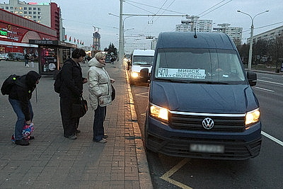 Очереди на маршрутки в сторону Логойска и Смолевичей