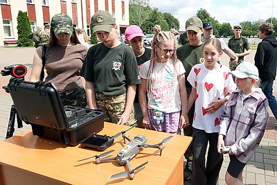 Узнать о работе судэксперта. Криминалистический квест для ребят провели в войсковой части 3214