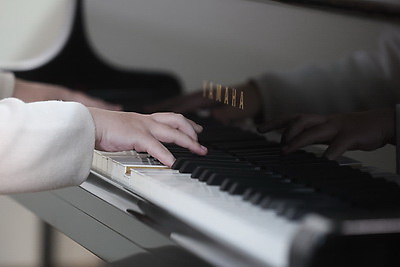 Призвание быть музыкантом. Как ни видя ни одной ноты, можно стать виртуозным пианистом