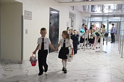 После реконструкции распахнула двери школа №1 в Лунинце