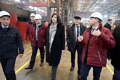 Кочанова ознакомилась с производством металлоконструкций в Новополоцке