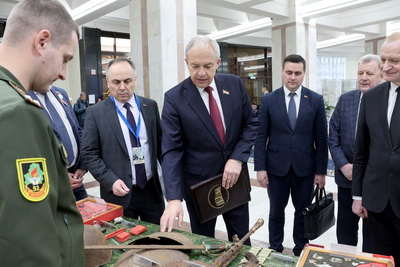 Гусаков: память о подвиге нашего народа в годы Великой Отечественной - мощнейшая скрепа общества