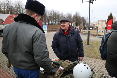 Городской квест и интерактивные площадки: второй день \"Марафона единства\" проходит в Лиде