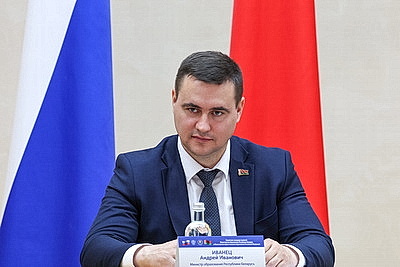 \"Запрос на инженеров нового поколения\". Подготовку технических кадров в СГ обсудили в Могилеве