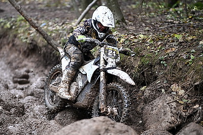 Заключительный этап чемпионата по эндуро Four Seasons завершился в Логойске