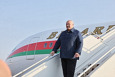 Лукашенко прибыл в столицу Таджикистана, где пройдет саммит СНГ
