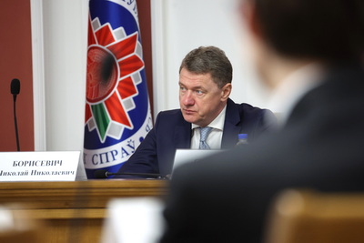 Рыженков встретился со студентами - финалистами конкурса эссе-работ \"Хочу быть дипломатом\"