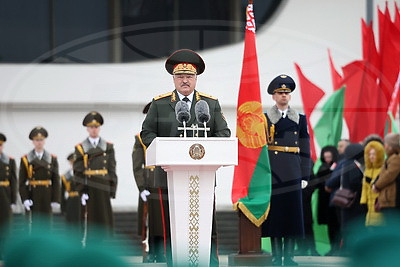 Белорусские военнослужащие принесли клятву на верность народу и Президенту
