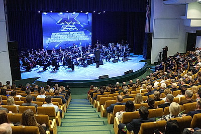 Капремонт, благоустройство, чистая вода. Министр ЖКХ о результатах отрасли
