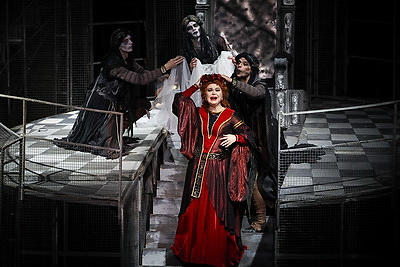 В Большом театре Беларуси состоялся показ оперы \"Макбет\" с Татьяной Третьяк в главной роли