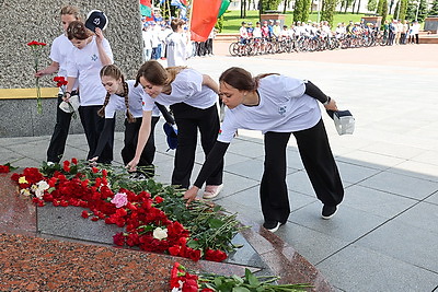 Ради дружбы и единения. Участники международного автовелопробега прибыли в Беларусь