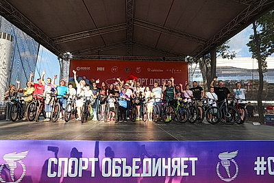 \"Спорт для всех\" ярко завершился на стадионе \"Динамо\"
