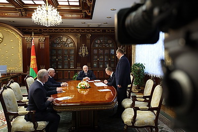 Лукашенко рассмотрел кадровые вопросы