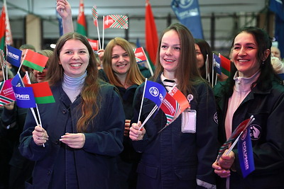 \"Разам працуем, разам спяваем!\": проект \"Марафона единства\" проходит в Новополоцке