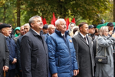 Памятник креветке, выставка караваев и подворий. В Белоозерске проходят \"Дажынкі-2025\"
