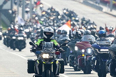 Мотопарад H.O.G. Rally Minsk стартовал от Кургана Славы в праздничный Минск