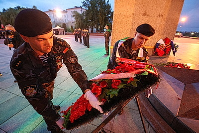 Более 100 милиционеров в Витебске почтили память героев Великой Отечественной войны