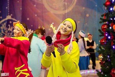 Приглашения на областной новогодний праздник в Бресте получили 900 детей