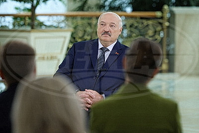 Лукашенко пообщался с белорусскими журналистами после интервью Медиакорпорации Китая