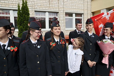 Последние звонки прозвенели для выпускников школ Беларуси