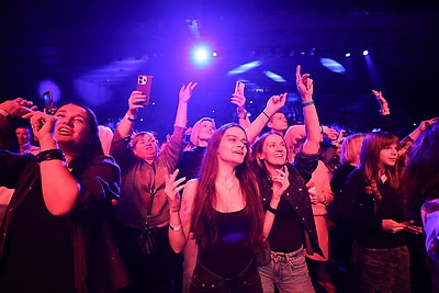 \"Душа народная\" и \"Танцплощадка с \"Душевным радио\" завершили масштабный музыкальный фестиваль в Минске