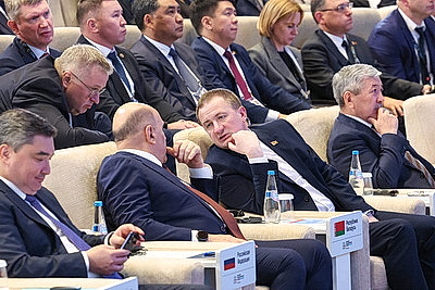 Союз новых технологий. Пленарная сессия промышленного форума проходит на \"ИННОПРОМ. Беларусь\"