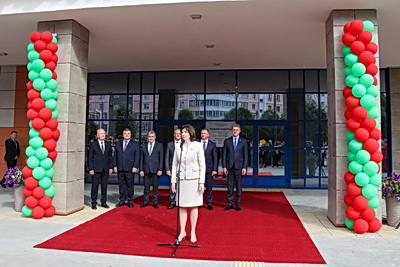 Компактный и современный. Новый ФОК открыли в Минске
