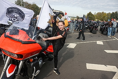 Мотопарад H.O.G. Rally Minsk стартовал от Кургана Славы в праздничный Минск