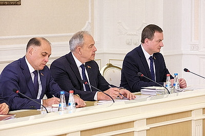 Лукашенко провел совещание о проектах прогнозных документов на 2026 год