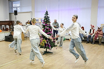 Белорусский Красный Крест устроил праздник для 70 детей с инвалидностью