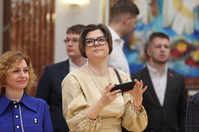 Дворец Независимости с экскурсией посетили представители лицея БГУ и участники Вахты Памяти на Посту №1