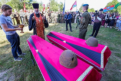 Останки 21 воина Красной армии перезахоронили в Витебском районе