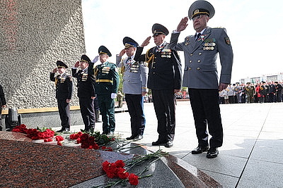 \"Шествие поколений\", военный парад, интерактивные площадки. В Витебске отмечают День Победы