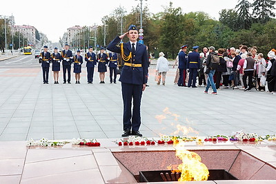 \"Никто не забыт, ничто не забыто\". Акция памяти и скорби прошла в Минске