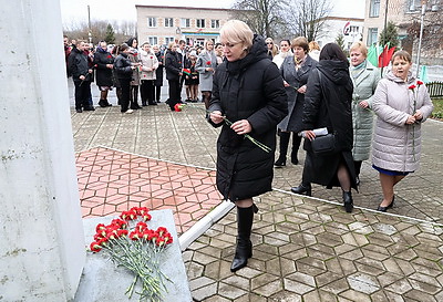 \"Его пьесы стали глотком свежего воздуха\". Об Андрее Макаенке вспоминали на малой родине