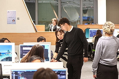 Турчин прибыл с официальным визитом в Казахстан