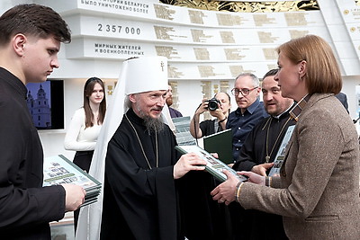 В Минске презентовали книгу \"Воины духа\" о подвигах священников в годы ВОВ