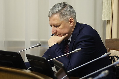 Сверить часы и обсудить ход подготовки. Турчин провел заседание оргкомитета ВНС