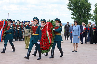 Кочанова принимает участие в мероприятиях XII Форума регионов России и Беларуси