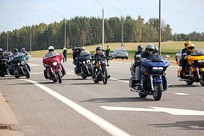 Мотопарад H.O.G. Rally Minsk стартовал от Кургана Славы в праздничный Минск